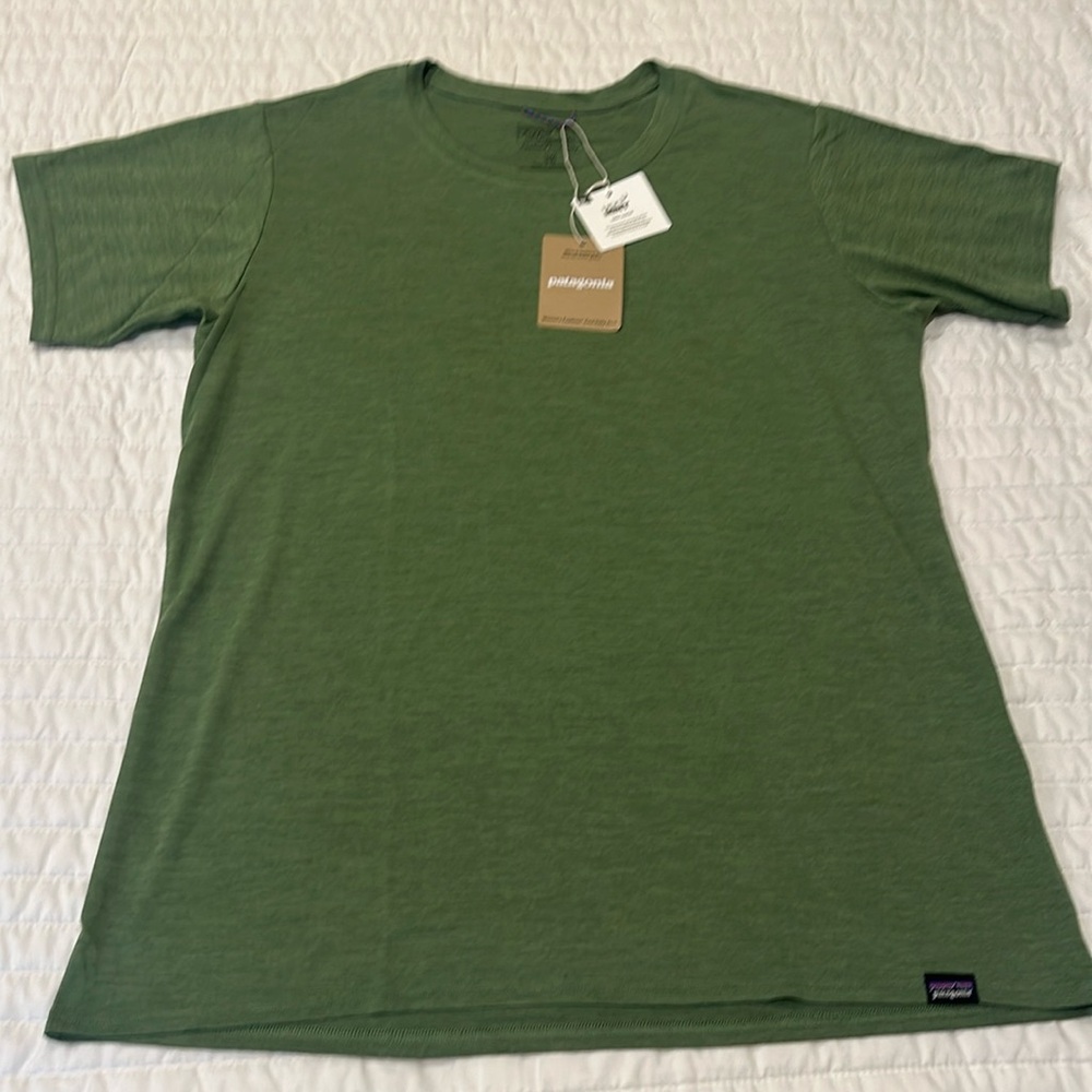 New with tags Patagonia Capilene Cool Daily Short Sleeve Shirt
